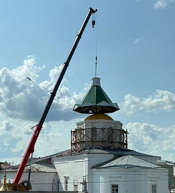 На храме Архангела Михаила в Гавриловом Посаде установили купол